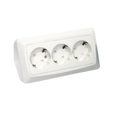 Kulmapistorasia pinta 3S/16A/250V/IP20 maadoitettu