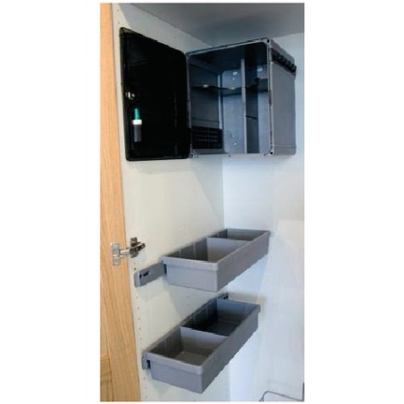 Perstorp-siivouskaappisarja – lukittava kemikaalikaappi + vetolaatikot + letkukaari